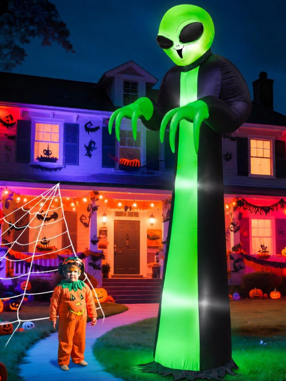 12ft Inflatable Halloween Horror - Picture 3 of 6